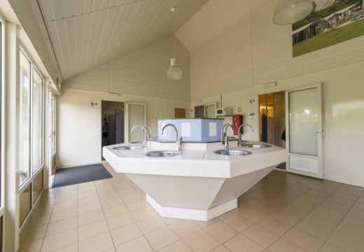 Sanitairgebouw.jpg