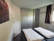 Chalet 5 pers -2 pers bed & kledingkast.jpg