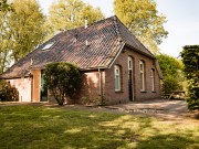 Jachthuis - buitenkant zijaanzicht.jpg