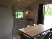 Safarilodge keukentafel.jpg
