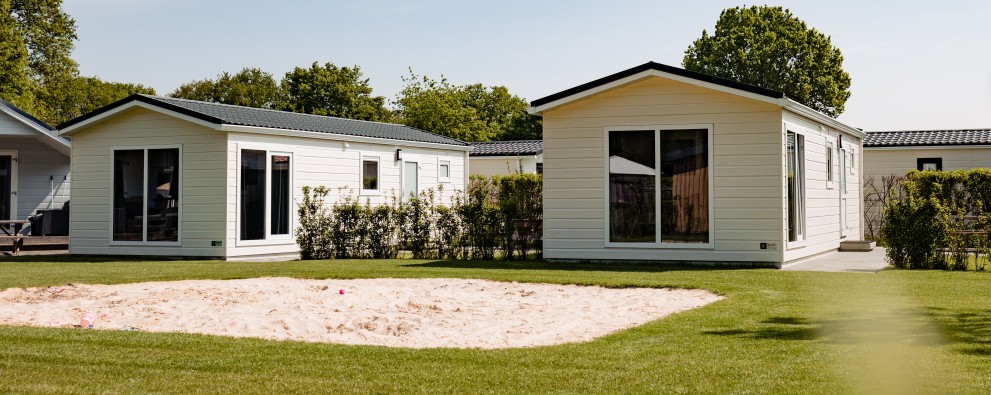 Chalet 5 pers-zijaanzicht.jpg