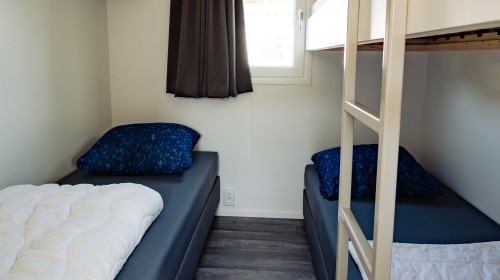Chalet 5 pers-stapelbed & 1 pers bed.jpg