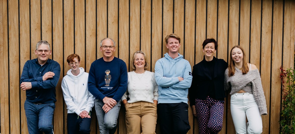groep op een rij dichtbij DSC02877.jpg